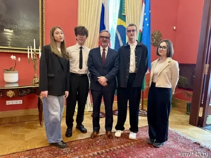 Practice in diplomatic format: translation students from VyatSU visited the Embassy of Brazil in Moscow.