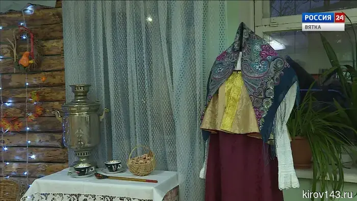 Семьи из Кирова приглашают участвовать в конкурсе «Мама и дети в национальных нарядах».