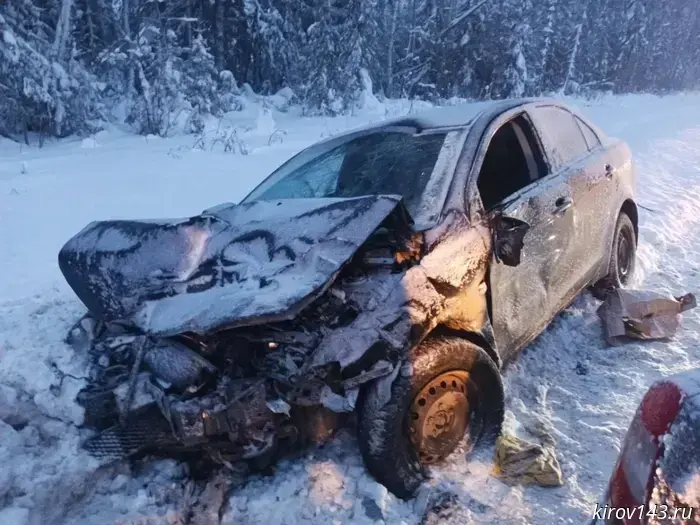 In the Sunsky District, a Skoda and a Mitsubishi collided: five people were injured.