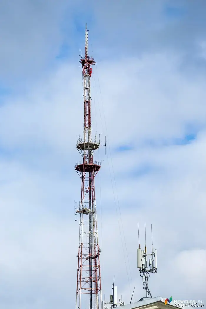 During the New Year holidays, the Kirov TV tower will be lit up with festive lights.