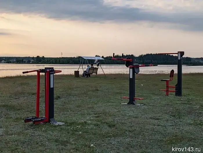 В Кирсе благоустроили площадку для семейного отдыха