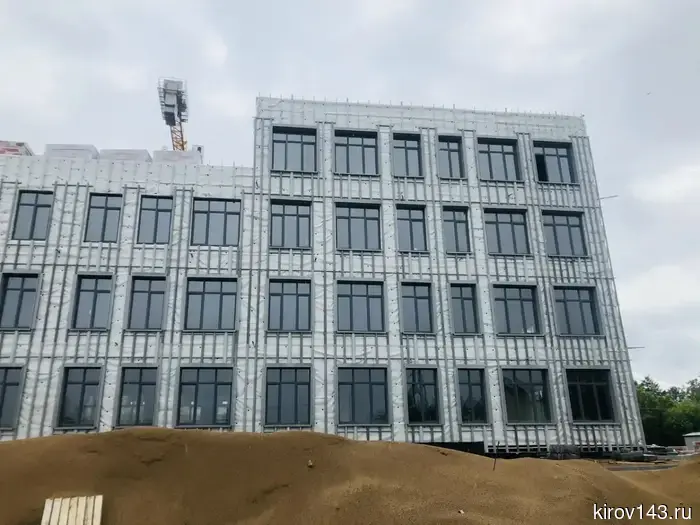 Достройкой школы на Торфяной займется компания «АРСО».