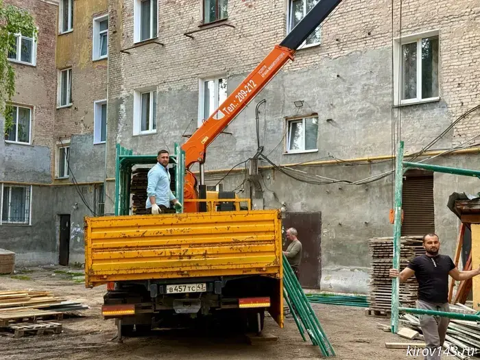 "Repairs as a protracted diagnosis": problem houses checked in Kirov