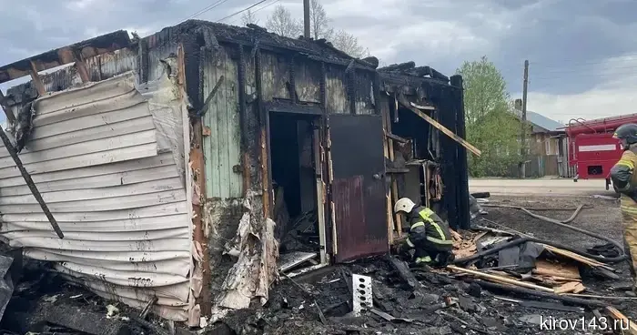 Предприниматель из Кирова получил компенсацию за магазин, сгоревший из-за сигареты.