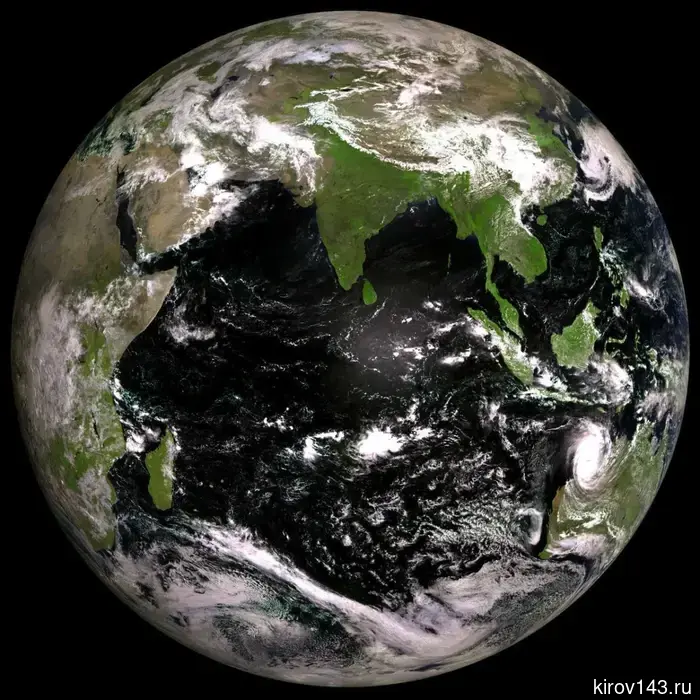 Роскосмос продемонстрировал изображение Земли со спутника в честь Дня Земли.