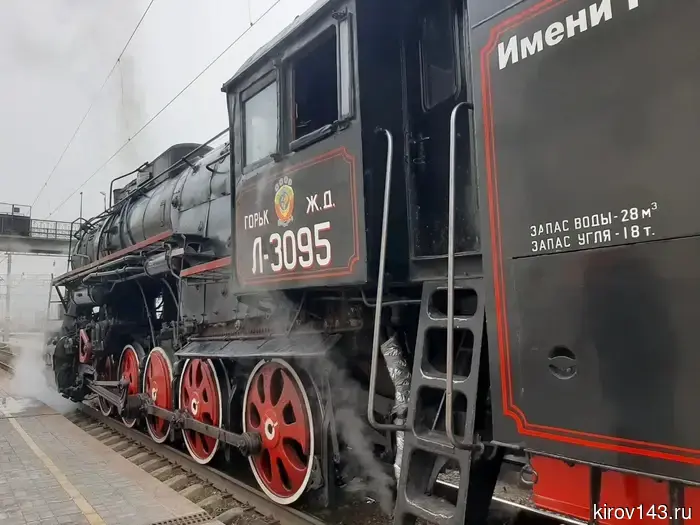 Почти тысяча путешественников воспользовались услугами ретропоездов в Кировской области.