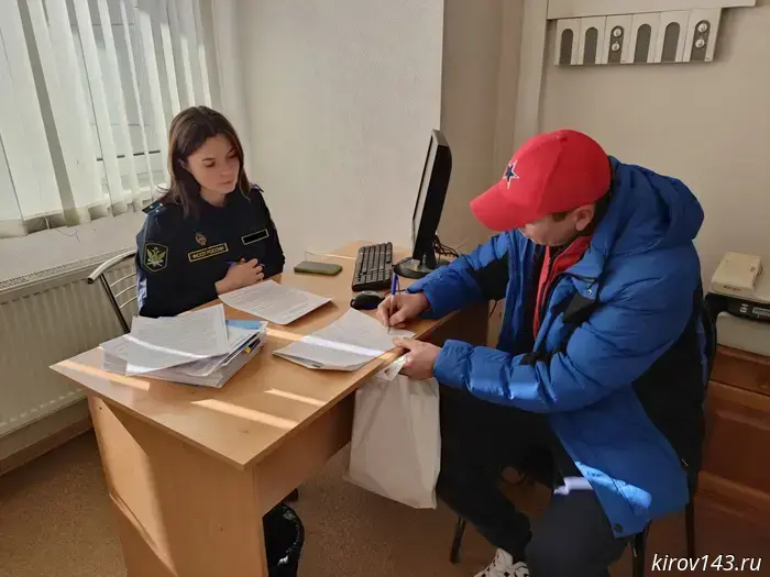 A man who had been hiding from bailiffs for several years was caught in Kirov and forced to pay 260 thousand.