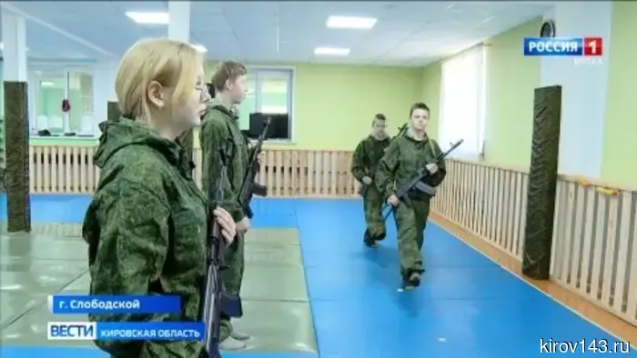 Почетный гражданин Слободского Сергей Кузнецов в течение многих лет возглавляет военно-спортивный клуб «Этап».