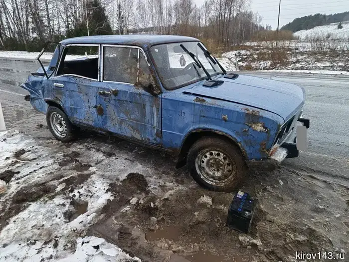 In the Urzhum district, a "six" went off the road: two people died.