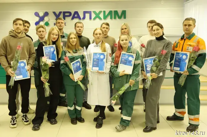 В филиале «КЧХК» проведено обновление молодежной Доски почета.