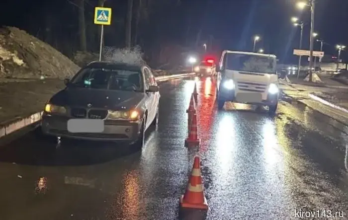 В Слободском районе водитель китайского SUV насмерть сбил пешехода.