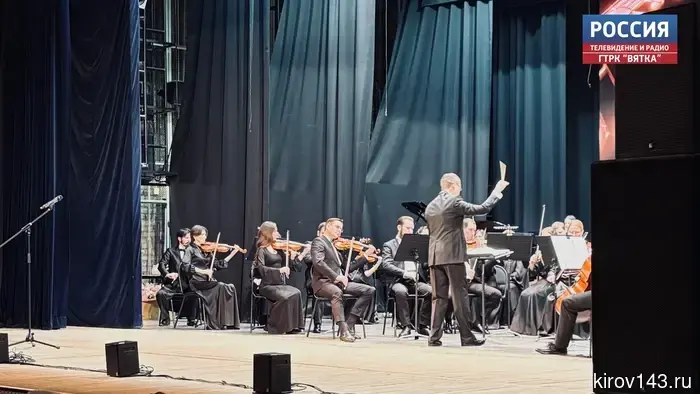 В Кировской области с торжеством отпраздновали День работников культуры.