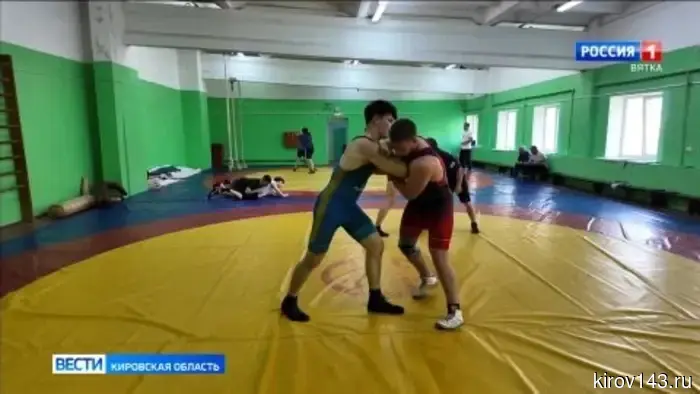 Кировский борец Михаил Крупнов получил серебряную медаль на международном турнире.
