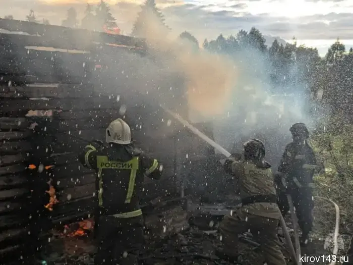 В Кирово-Чепецком районе из-за короткого замыкания произошел крупный пожар