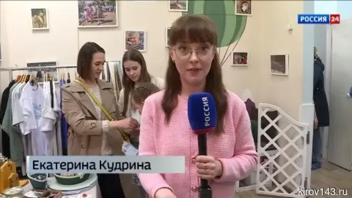 На несколько часов в Кирове открылось инклюзивное кафе «Спилы и шишки»