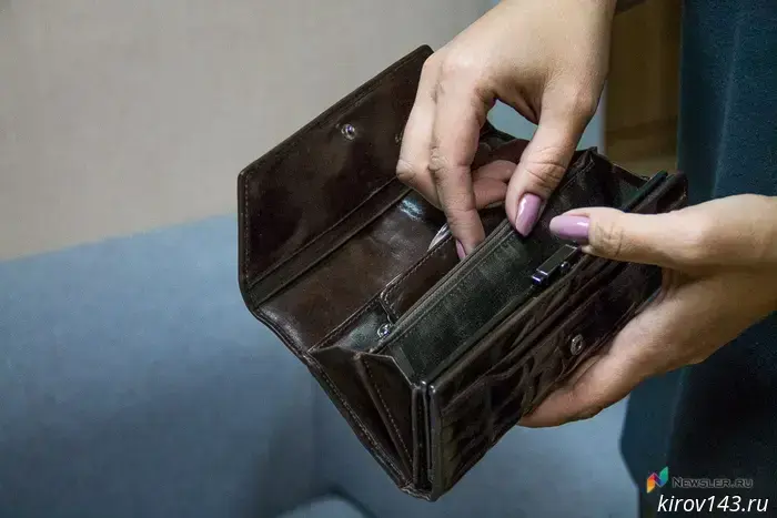 A resident of Sovetsk spoke with a "tax inspector" and lost nearly a million.