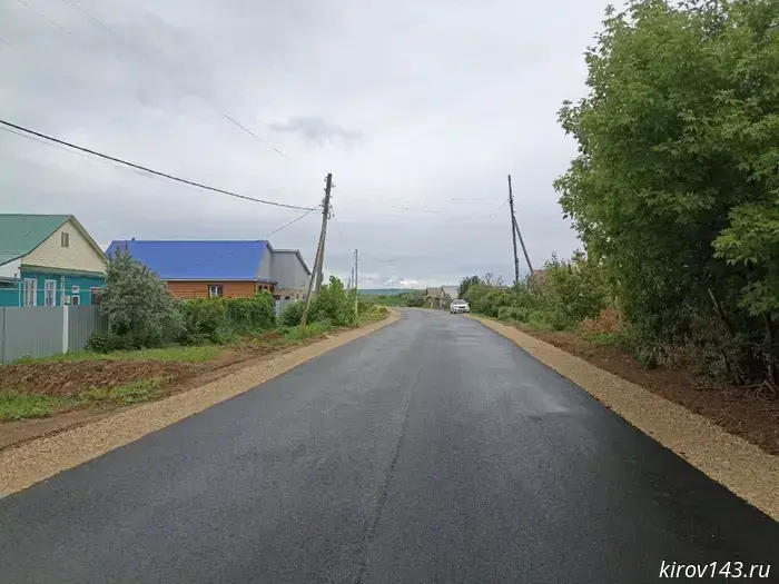 The repair of two sections on the Vyatskie Polyany – Lubyany road has been completed.