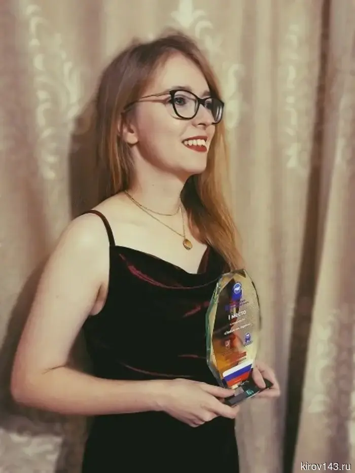 «Важно не только понимать, но и чувствовать то, о чём ты пишешь»: интервью с молодым поэтом Кировской области
