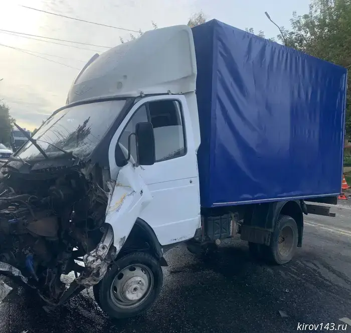A major multi-vehicle crash occurred on Lomonosov Street.