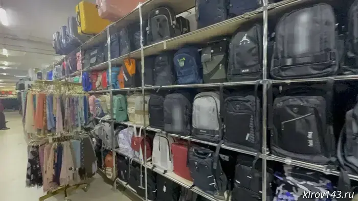 Counterfeit clothing worth 10 million seized in Kirov.