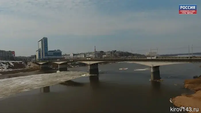 Вятка освободится от льда в начале апреля.