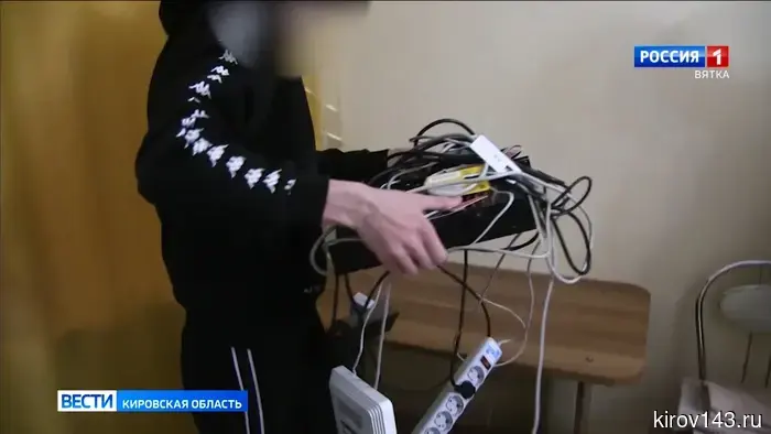В Кирове задержали злоумышленника, обеспечивавшего работу сим-карт для телефонных мошенников.