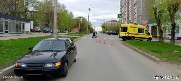 На Чапаева молодой человек на автомобиле сбил пожилую женщину.