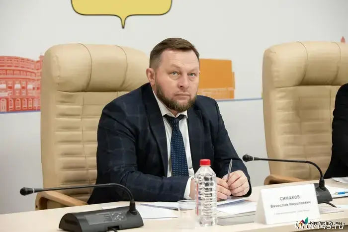 Симаков дал комментарий по поводу изменений в руководстве школы № 47.