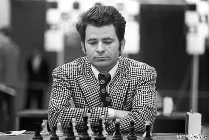 A grandmaster who learned to play chess in the Kirov region has passed away.