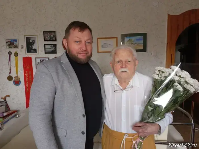 Simakov visited the veteran.