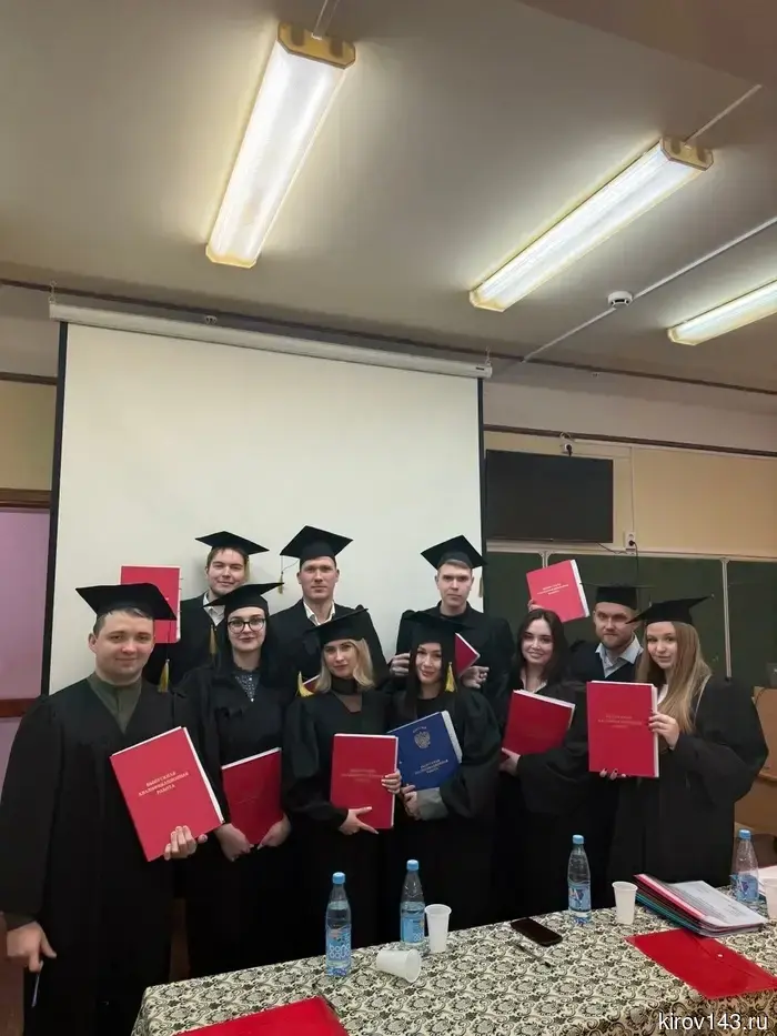 ВятГУ продемонстрировал отличные достижения в Национальном рейтинге вузов в области «Государственное и муниципальное управление».