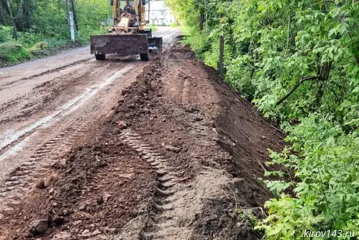 Traffic on the road near the settlement of Rechnoy has been restored.