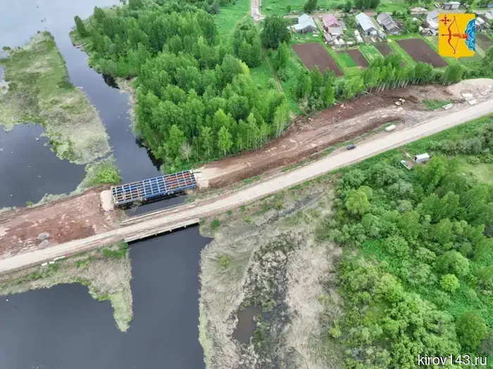 The reconstruction of the bridge in the Nemskiy district is promised to be completed by winter.