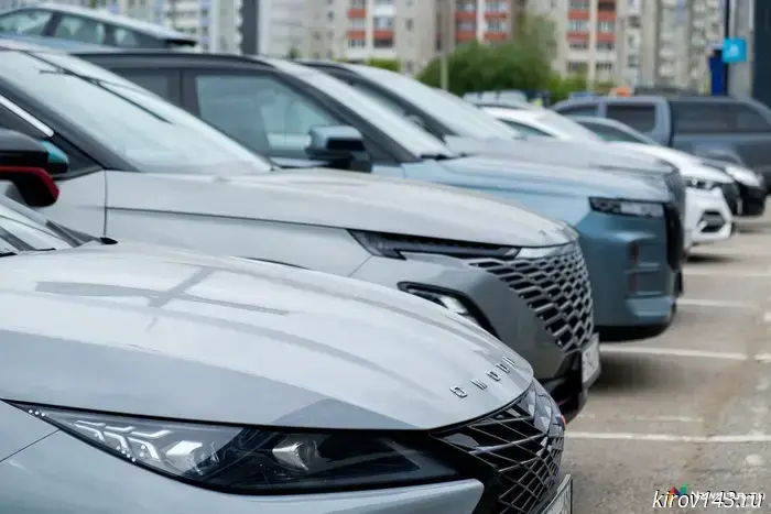 Russia led imports of Chinese passenger cars.