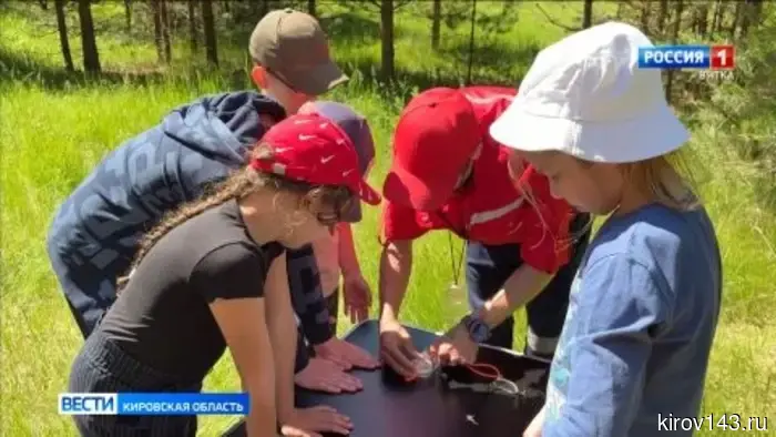 В Вятскополянском районе дети из лагеря осваивали навыки оказания первой помощи.