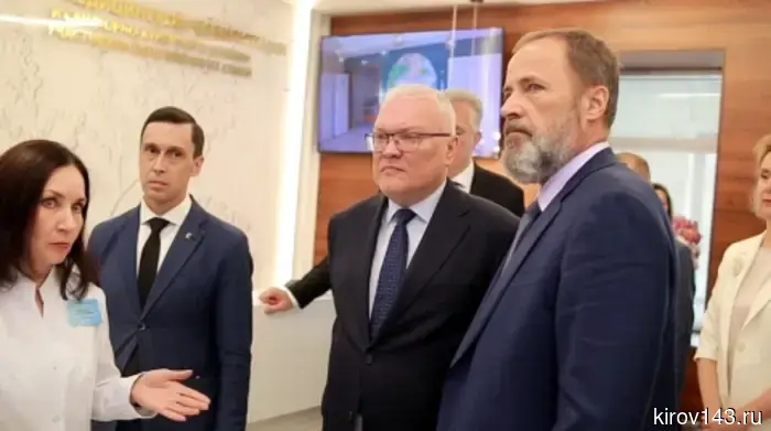 Полпред Президента РФ в ПФО Игорь Комаров и губернатор Александр Соколов побывали в реабилитационном центре «Митино»