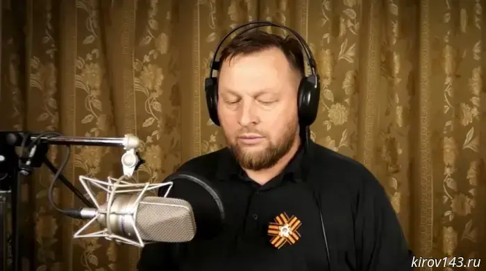 Simakov sang "Victory Day"