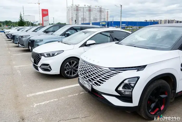 The number of luxury cars in Kirov Oblast has increased.