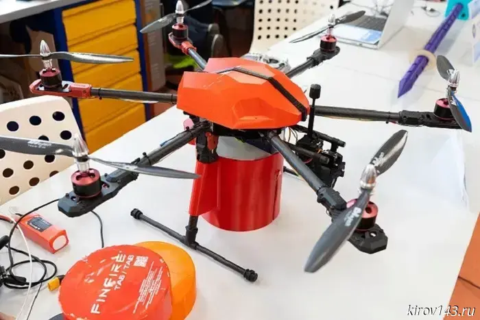 Schoolchildren from Kirov have created a drone to extinguish fires