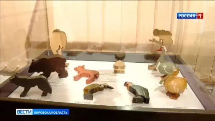 В Котельничском палеонтологическом музее открылась выставка старинных игрушек