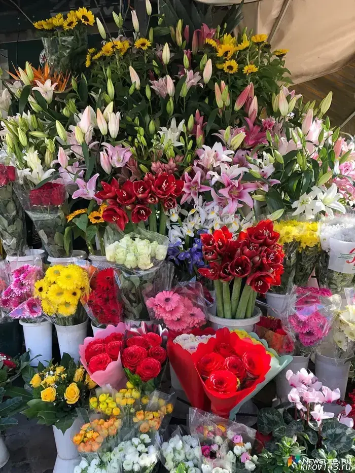 In Kirov, a woman lost half a million after receiving a call from a flower courier