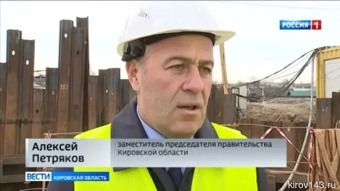 В Нововятске продолжается строительство тоннеля под Транссибом.