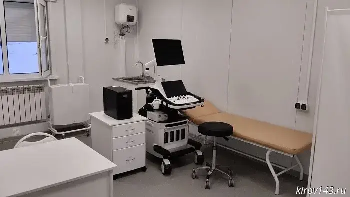 Меню

Главная

Новости

Власть

Политика

Экономика

Журнал «Человек Дела-Киров»

Материалы газеты

О ЖКХ ДОСТУПНО

Архив газеты

Архив журнала

Звонок в редакцию

Редакция
Коммерческий отдел
О нас

23.12.2025 09:40:57
194
0
Изменения связаны с решением Региональной службы по тарифам от 26 ноября 2025 года.
Цена билетов на пригородные поезда Волго-Вятской ППК определяется количеством тарифных зон, через которые проходит маршрут. В следующем году проезд по одной тарифной зоне будет стоить 37 рублей.

Например, проезд через 2 тарифные зоны будет стоить 74 рубля, через 5 — 110 рублей, а через 10 — 341 рубль.

Максимальная цена проезда по 20 тарифным зонам составит 613 рублей.

Клим Хлынов

оставить комментарий
Спасибо за комментарий! Он будет опубликован после модерации

Ваше имя*

Текст сообщения

Перетащите файлы

Ничего не найдено
Подтвердите, что вы не робот*

Разрешить смайлики в этом сообщении

Также читайте

Политика обработки персональных данных
12541
0

Игорь Комаров: с наступающим 2025 годом и Рождеством Христовым
12019
0

Участник программы «Время героев» Александр Тихонов назначен заместителем полпреда в ПФО
10632
0

Регионы ПФО изучают опыт кировского центра беспилотных авиасистем
8767
0

Полпред президента России в ПФО Игорь Комаров поздравил с Днем защитника Отечества
8700
0

Игорь Комаров рассказал о новом масштабном общественном проекте для работающей молодежи
8675
0

Законы января — материалы газеты
8491
0

Гузель Валеева: «Пора перестать быть капуцином с красным жетоном»
7839
0

2026 год станет последним для применения патента — эксперт
7416
0

Без дома, документов, но с правом на жизнь, или Как помочь БОМЖу?
7026
0

Образование за один такт — материалы газеты
6805
0

Главы регионов ПФО всесторонне обсудили миграционную политику
6621
0

Проезд по федеральной трассе «Вятка» по мосту через реку Молому закрыли
6343
0

Как ИИ, кампусы и фиджитал перезагружают регион — интервью с Дмитрием Курдюмовым
6189
0

Рахим Азимов: «Новый закон должен защитить граждан от телефонных мошенников»
6103
0

Алексей Бобов: «В России сформировалась уникальная модель привлечения инвестиций»
5962
1

Роман Береснев: «Наступило время государственников»
5123
0

Ушёл из жизни основатель сети магазинов «Вятские рассветы» Ринат Гузаиров
5062
2

В Нижнем Новгороде состоялось заседание Попечительского совета фонда «Защитники Отечества»
4968
0

С 2025 года НКО должны публиковать свой устав на сайте Минюста
4890
0