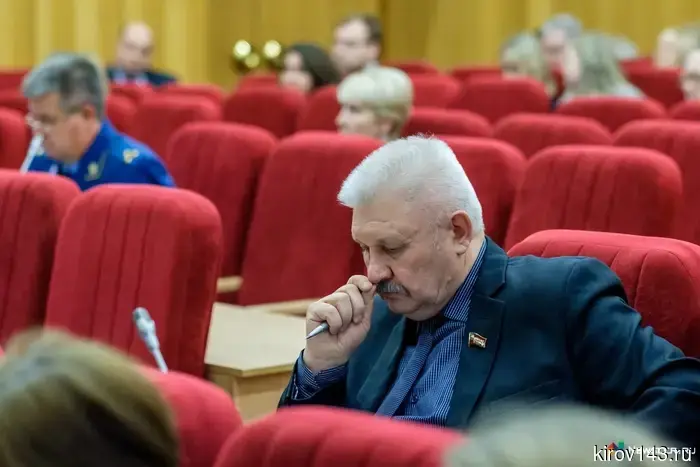 Комитет ЗС поддержал присвоение почетного звания Мамаеву.