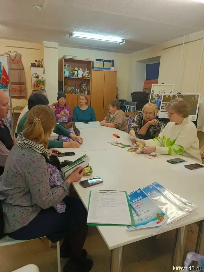 В Кирове запустился проект Олега Валенчука «Украсим Родину цветами!».