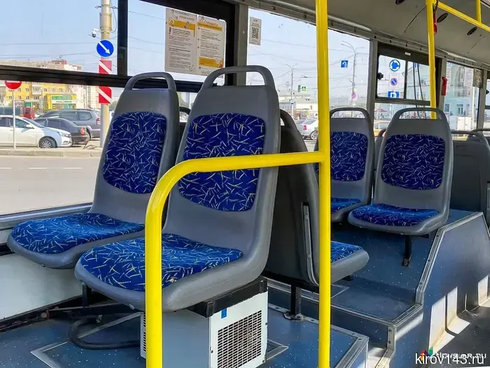 Kirov officials secretly rode on buses