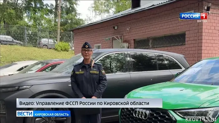 Судебные приставы Кировской области передали пять конфискованных автомобилей в зону СВО.