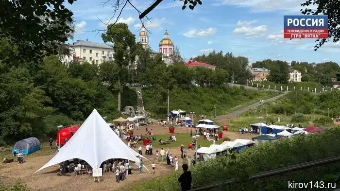 Все лето в овраге Засора под открытым небом будут проводиться «Музыкальные вечера на Вятке».