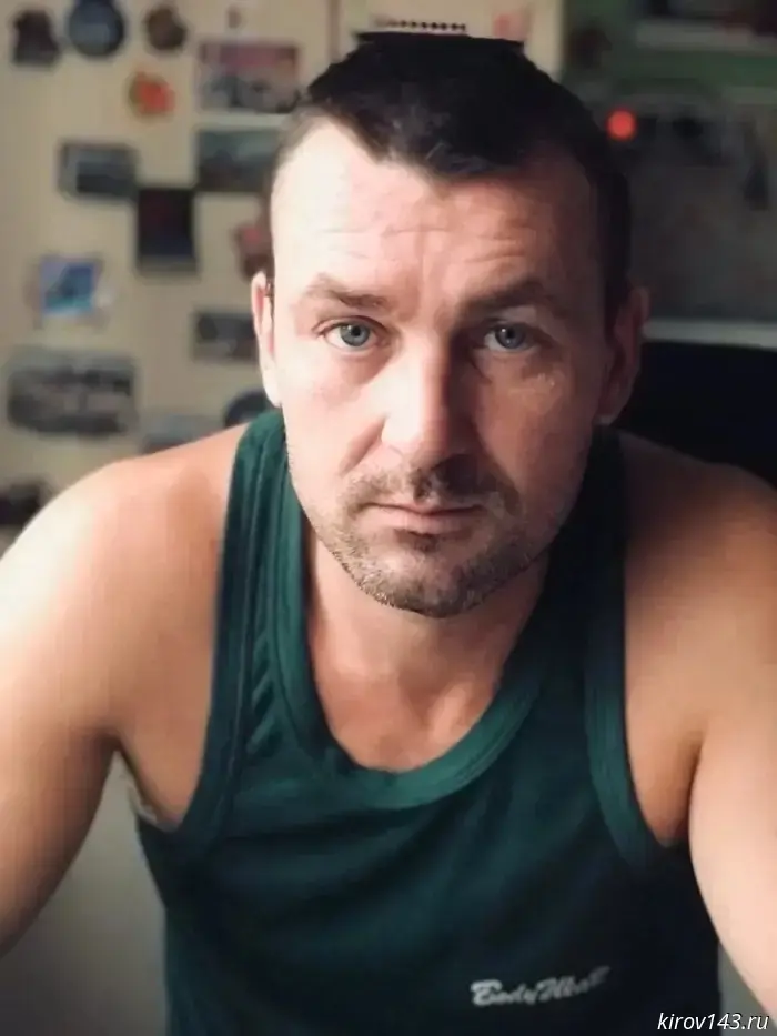 На СВО погиб местный житель из Верхошижемского района Андрей Семёнов.