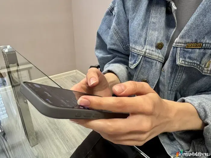 Russians have started to pay more often using QR codes and biometrics.